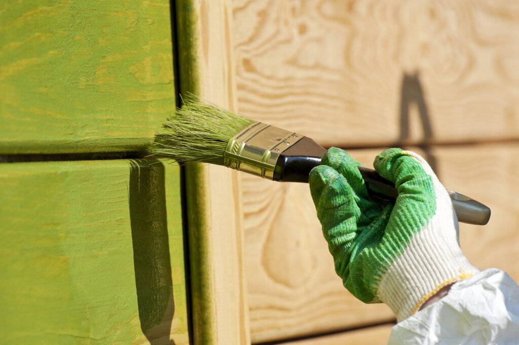 Советы и рекомендации, как покрасить деревянные окна | папа мастер!