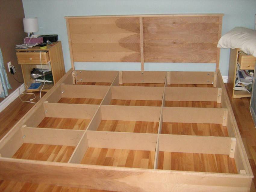 Изготовление и декорирование двуспальной кровати