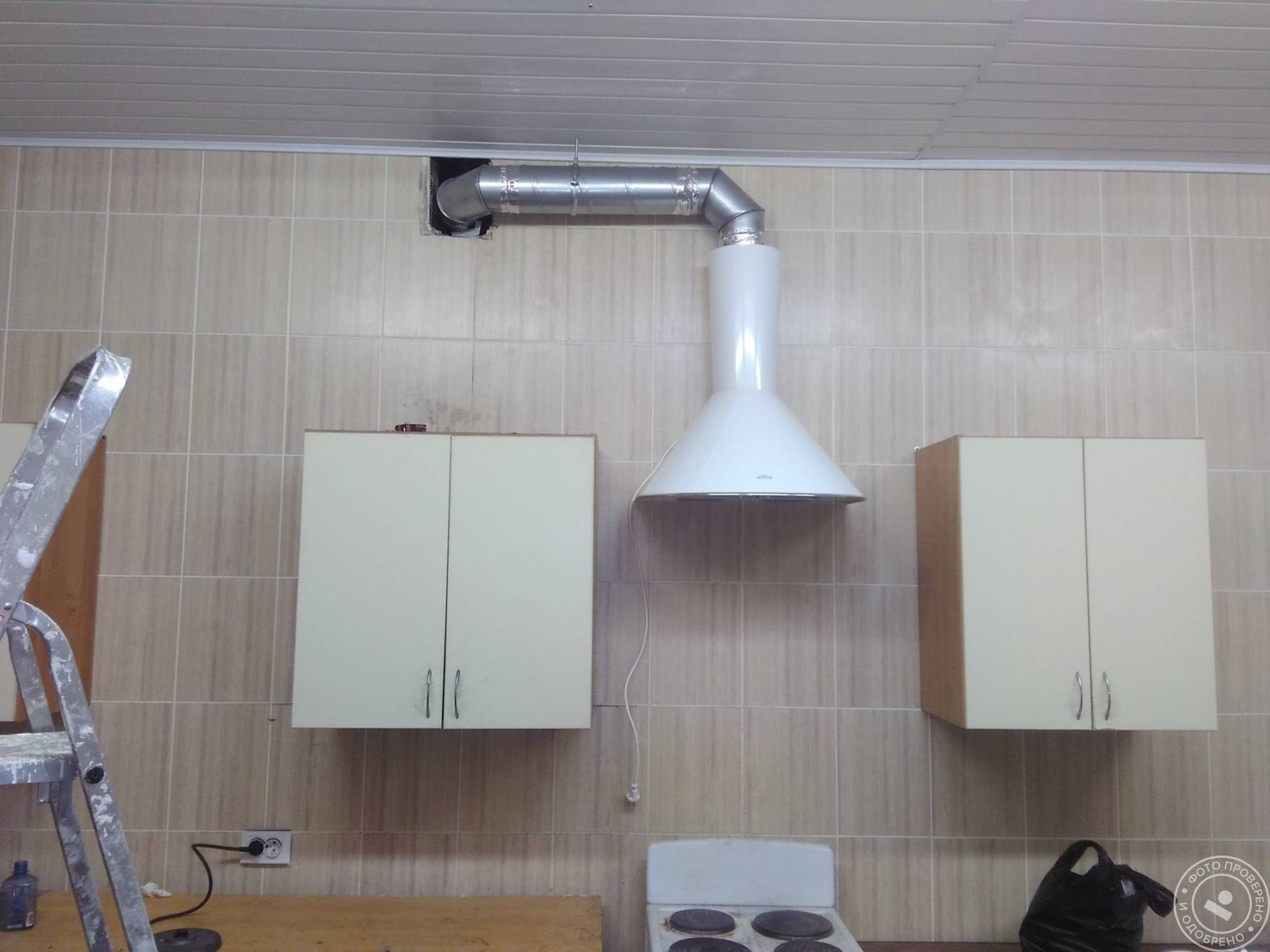 Вытяжки для кухни с отводом в вентиляцию