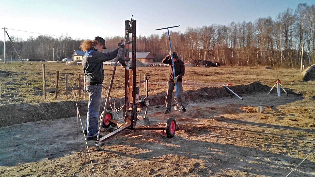 Бурение лидерных скважин под сваи по действующим нормам