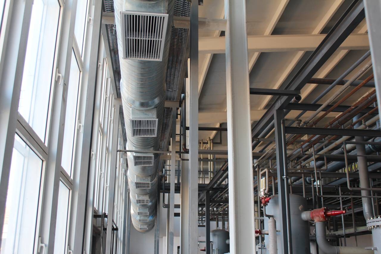 Монтаж систем вентиляции в доме и монтаж промышленной вентиляции в москве и московской области