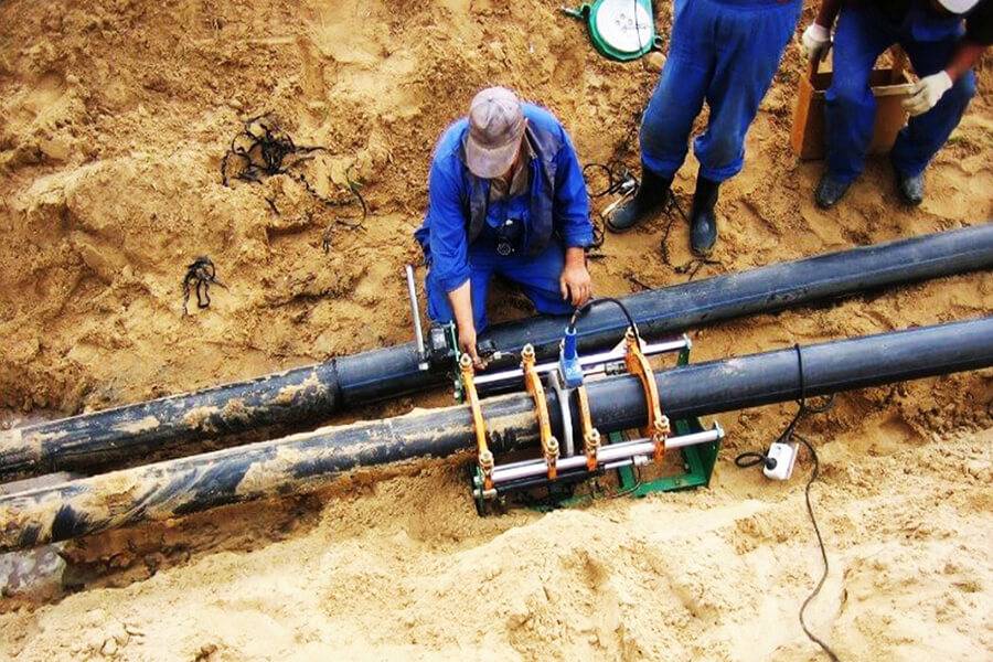 Монтаж труб водоснабжения и канализации: внутренние системы труб