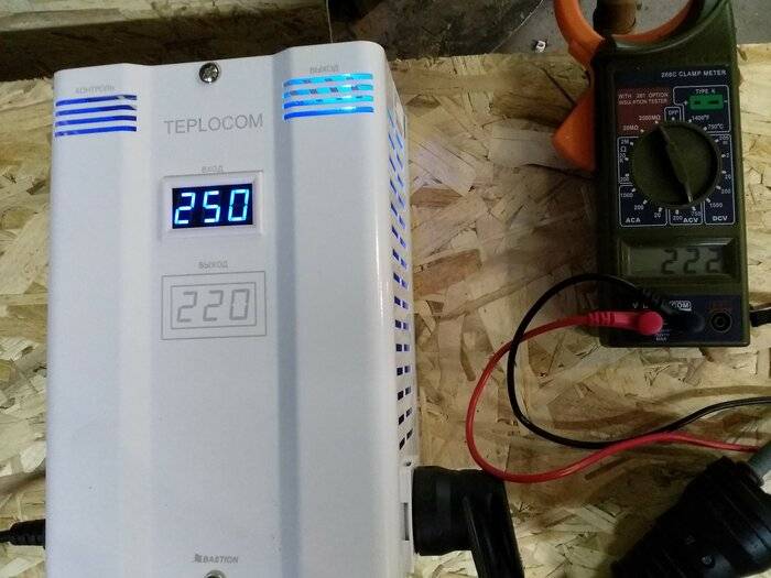 Стабилизатор напряжения  teplocom st-600 invertor