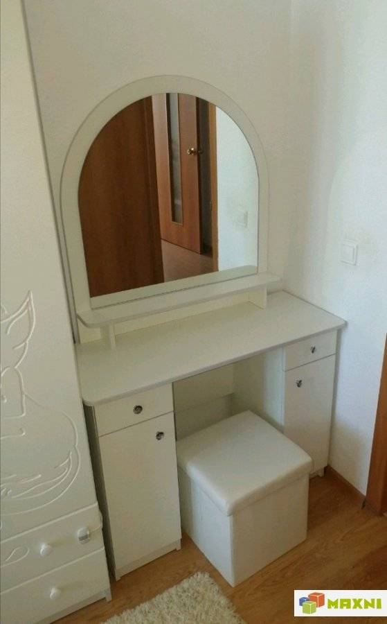 Как подобрать туалетный столик с зеркалом для косметики