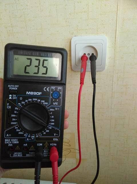 Как проверить напряжение мультиметром в сети: измерение вольтажа в розетке 220 вольт