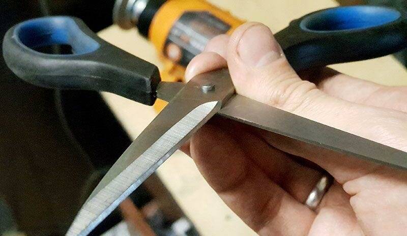 Как наточить ножи и ножницы в домашних условиях