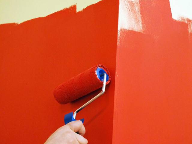 Водоэмульсионная краска (61 фото): «водоэмульсионка» для стен, состав продукции для потолков