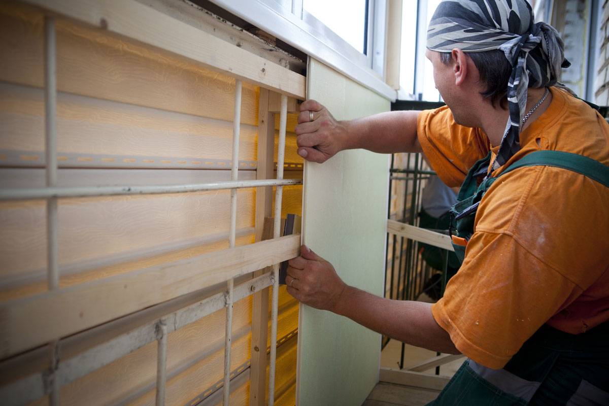 Отделка балкона пластиковыми панелями своими руками пошаговая инструкция