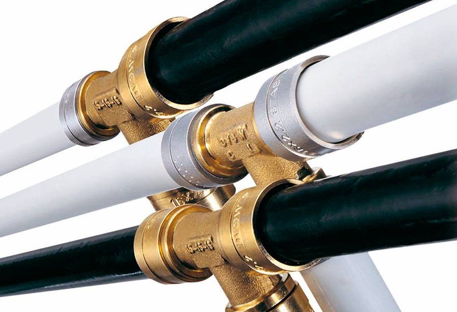 Трубы для водоснабжения: обзор, плюсы и минусы труб из различных материалов