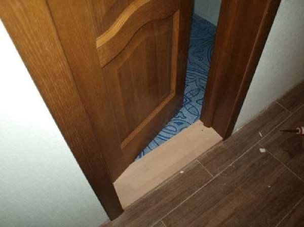 Установка межкомнатной двери без порога