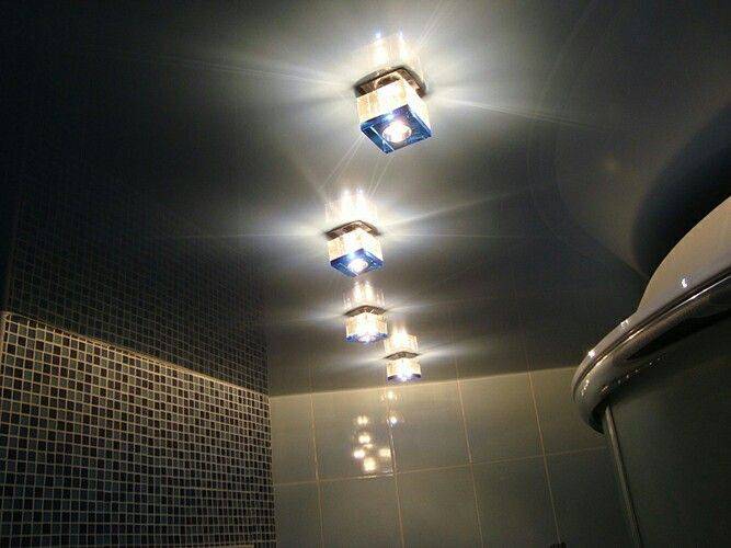 Оптимальный выбор, расположение света в ванной комнате