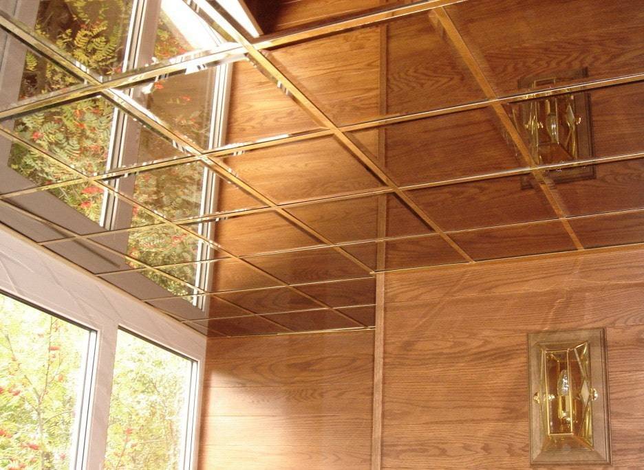 Чем отделать потолок на балконе: 5 вариантов отделки