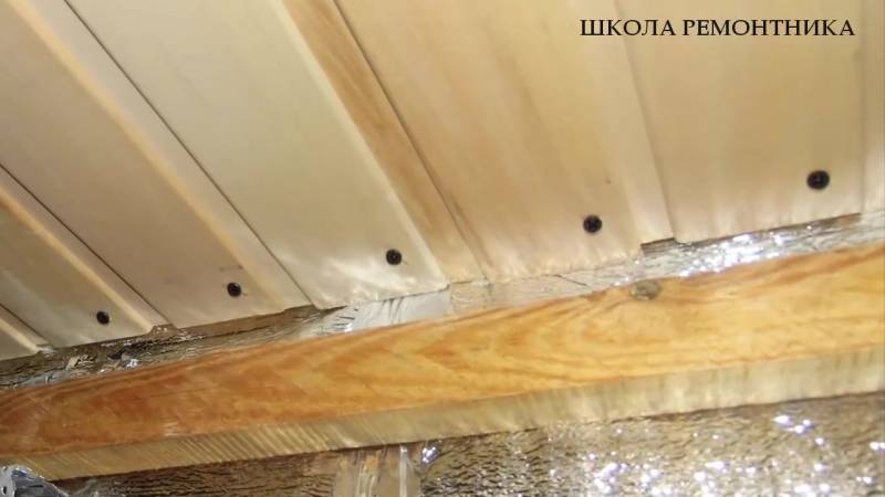 Как сделать и утеплить потолок в бане своими руками?