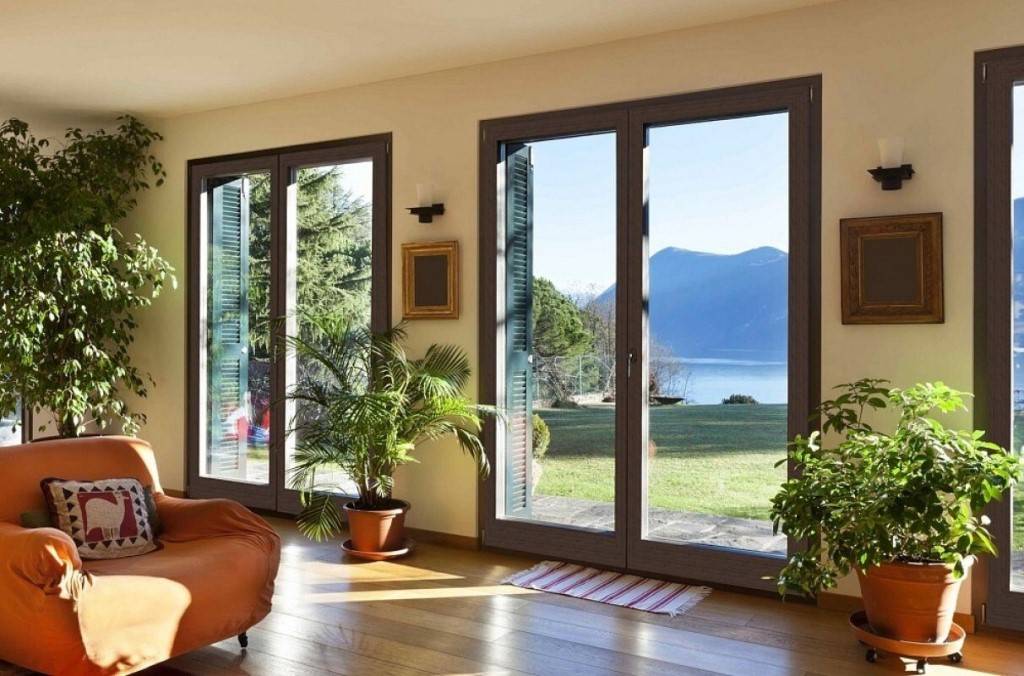Какие окна лучше ставить в частный дом - пвх окна, балконы, остекление, аксессуары