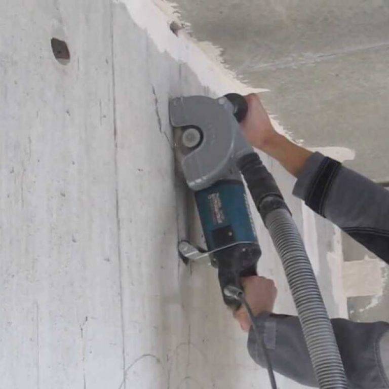 Как штробить стены под проводку без пыли