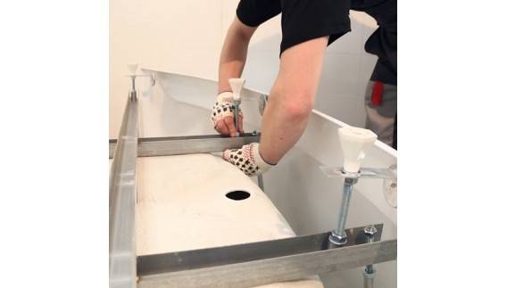 Как правильно установить акриловую ванну своими руками — пошаговое видео и фото