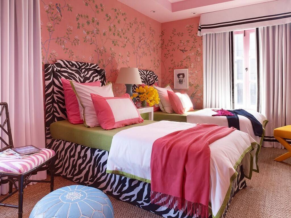 Обои для комнаты девочек-подростков (67 фото): как выбрать красивые обои для стен в спальню девочек 12-16 лет, дизайнерские идеи