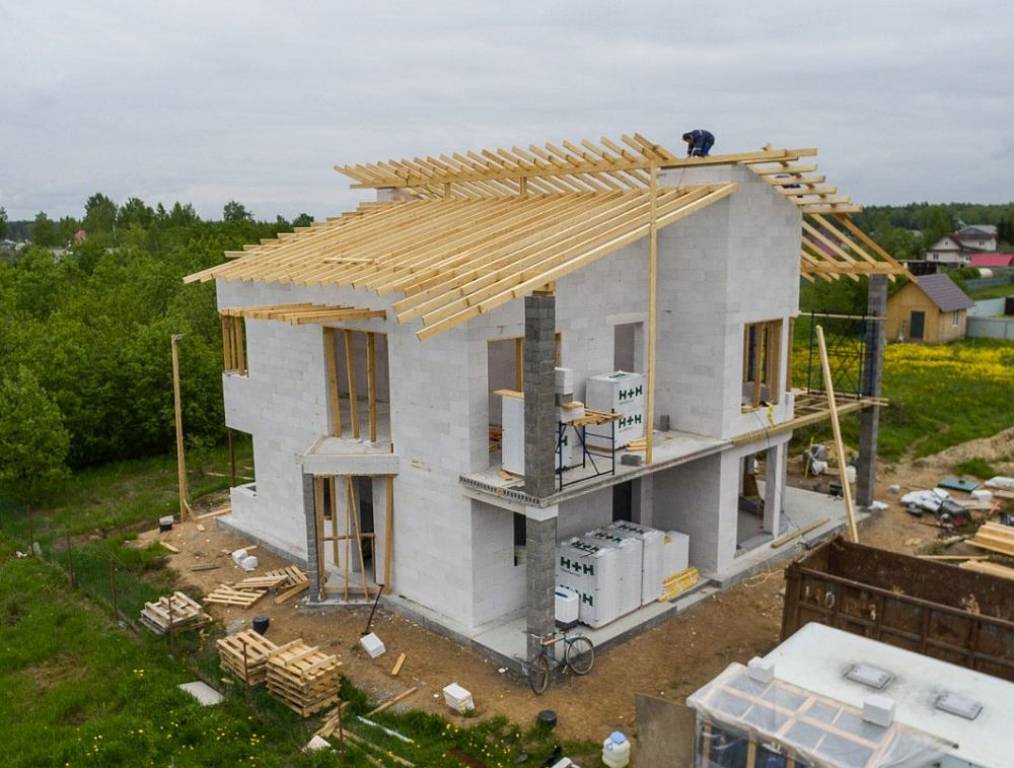 Дома из газобетонных и газосиликатных блоков — особенности строительства