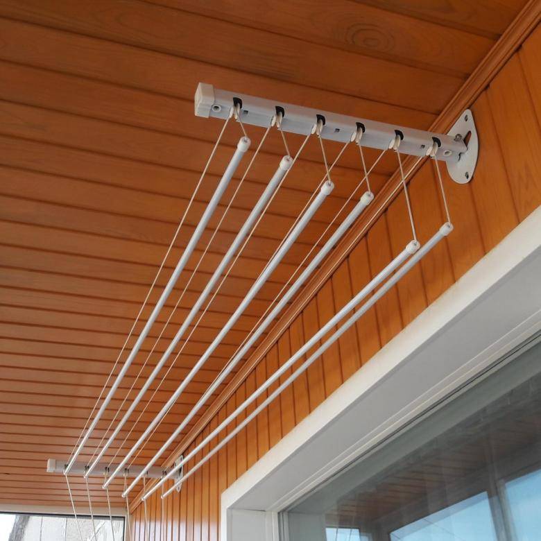Потолочная сушилка на балкон для белья (33 фото): "лиана" электрическая бельевая, её длина, как установить своими руками, виды и отзывы
