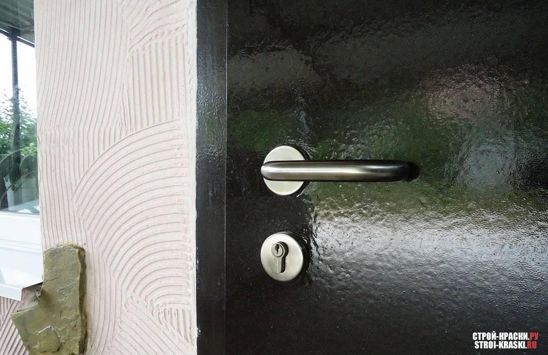 Как покрасить межкомнатные двери  не удаляя старую краску самому? - первый дверной