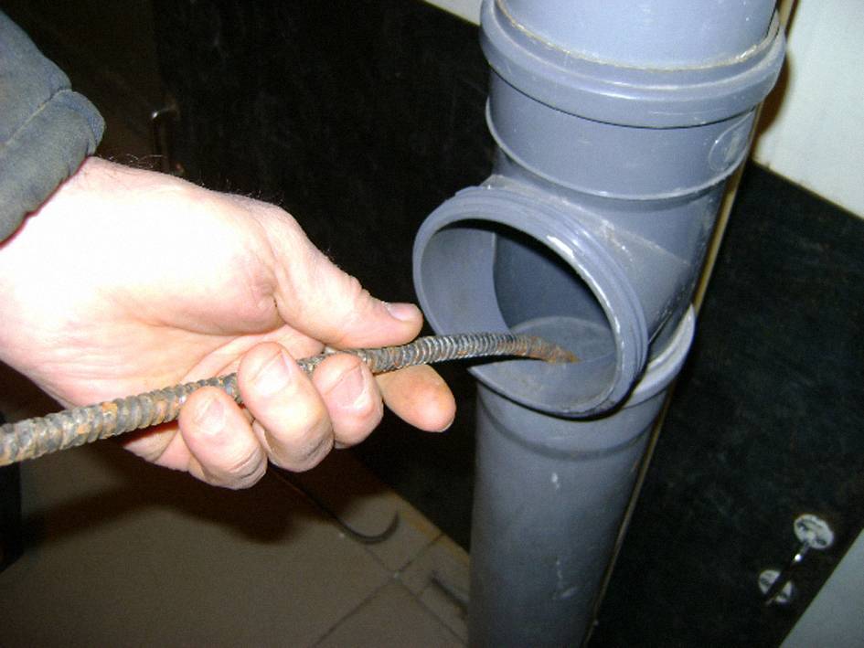Как прочистить водопроводную трубу: основные способы