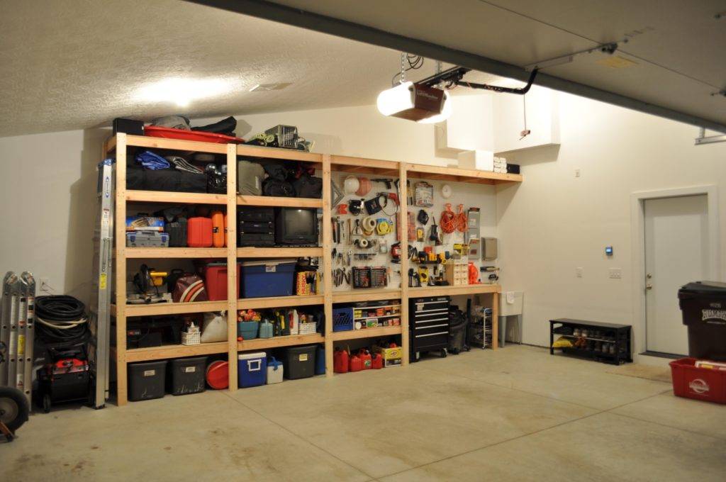 Как построить гараж своими руками