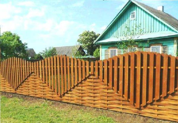 Как сделать деревянный забор своими руками - 115 фото инструкций!