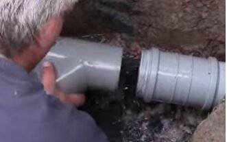 Врезка в канализационную трубу 110 мм - способы и особенности