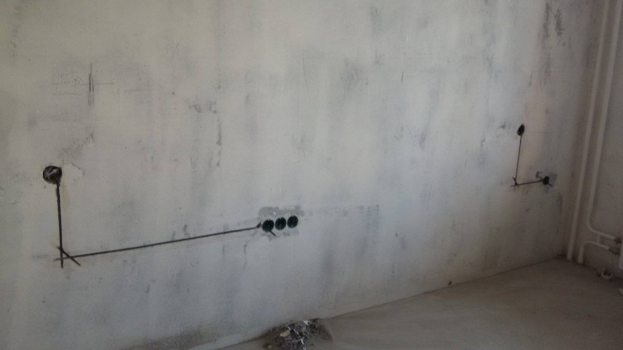Штробление стен под проводку и розетки - особенности процесса, подходящий инструмент