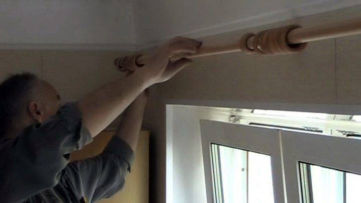 Карниз под натяжной потолок: фото со шторами в интерьере, какой лучше выбрать