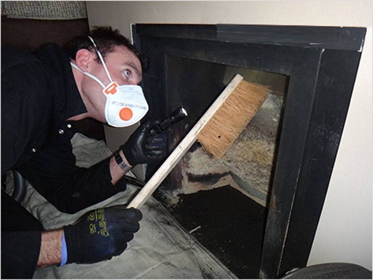 Как почистить дымоход в печи частного дома: эффективные способы