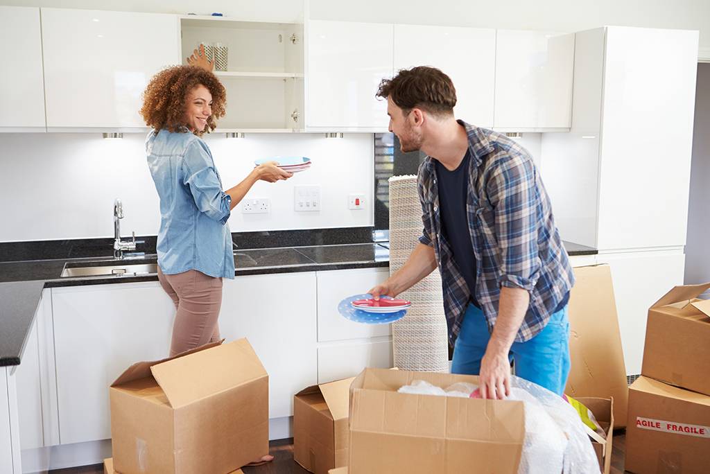 Как правильно переезжать в новую квартиру: 17 полезных советов