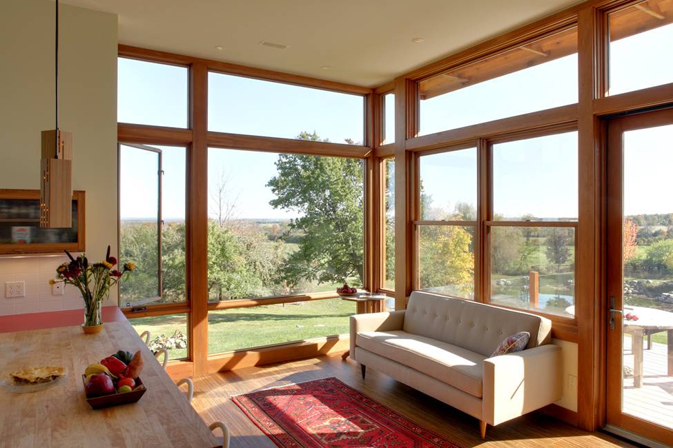 Панорамные окна в квартире и частном доме