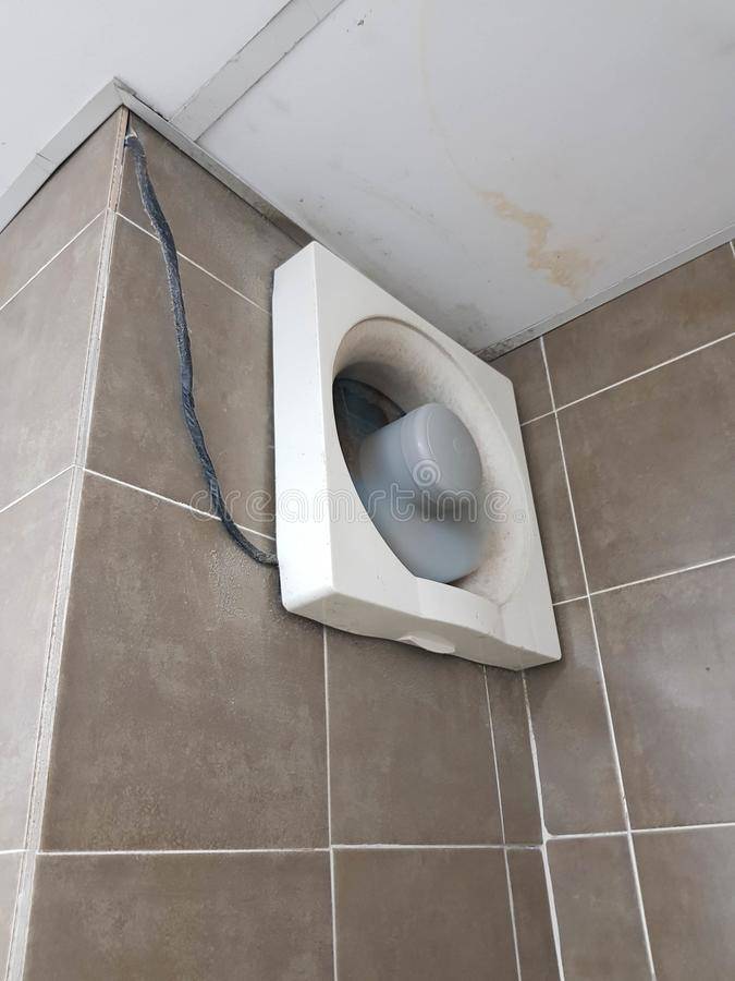 Вентиляция в туалете в квартире: выбор вентилятора