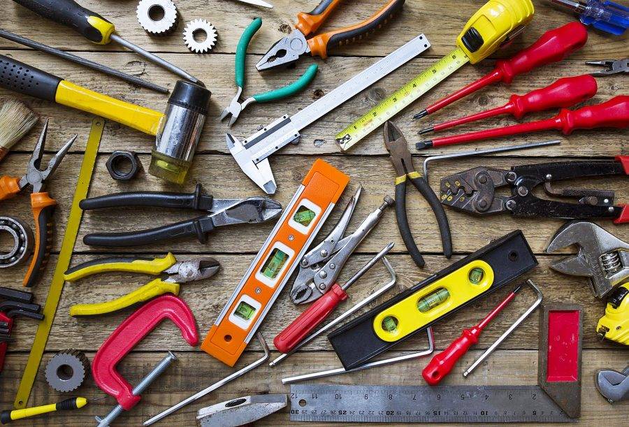 Топ-10 инструментов для настоящих мужчин: без них ваш ремонт не будет по-настоящему крутым
