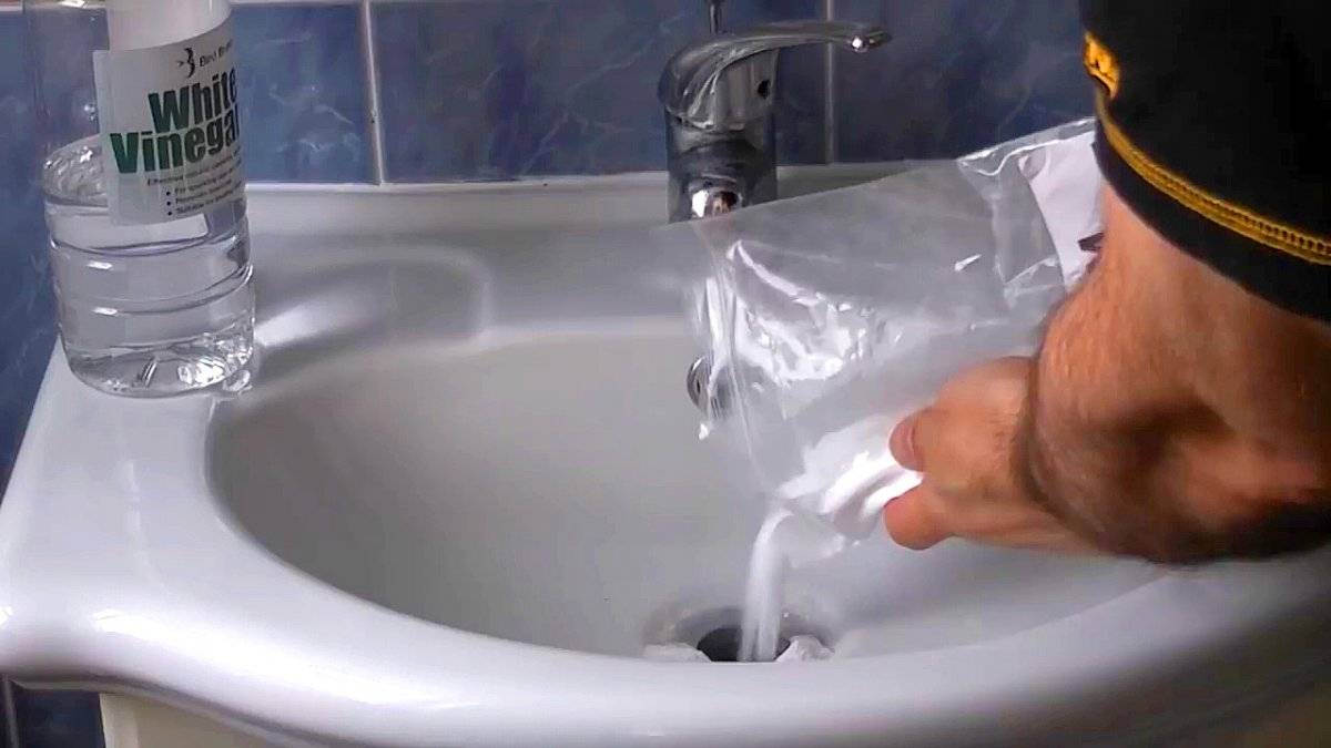 Прочистка труб уксусом и содой: как прочистить канализационную трубу, как чистить правильно