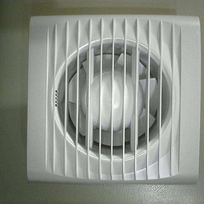 Вентилятор в туалет с обратным клапаном