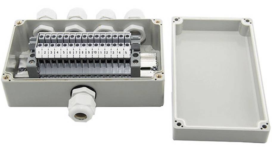 Коробка пластиковая кабельными вводами и клеммниками. Коробка распаячная ip65 с клеммником. Коробка распределительная с клеммником ip54. Коробка распределительная с клеммником 6456-1у ip43. Коробка распределительная ip54 ИЭК С клеммниками.