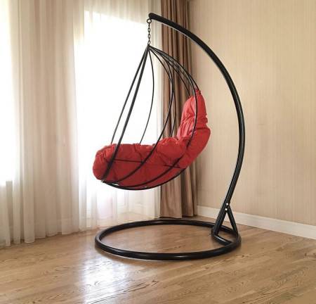 Плетеное подвесное кресло: особенности, выбор и советы по изготовлению