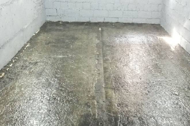 Чем покрыть пол в гараже из бетона: виды, характеристики, способы укладки