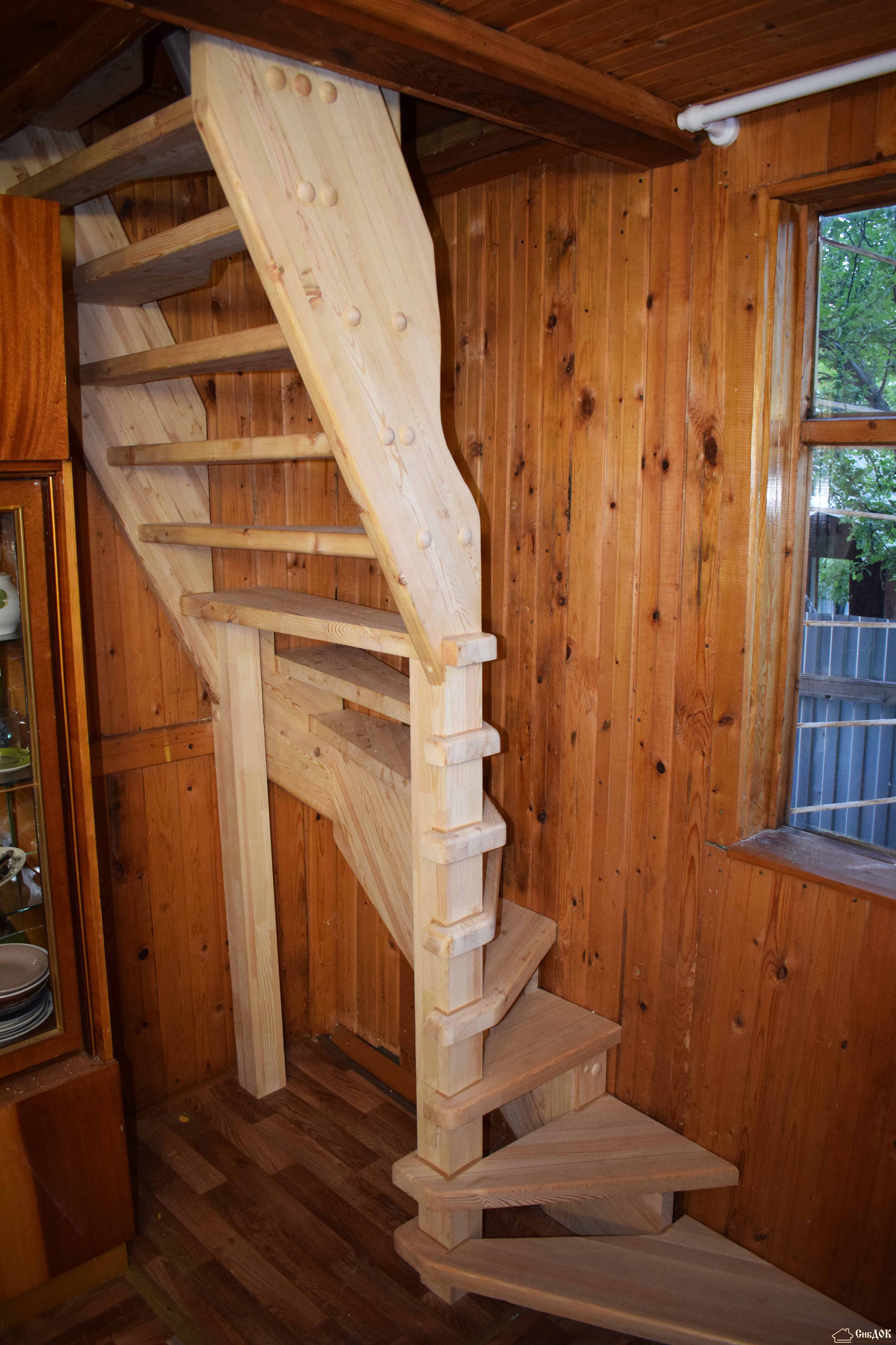 Деревянная винтовая лестница своими руками на второй этаж, фото образцов в интерьере