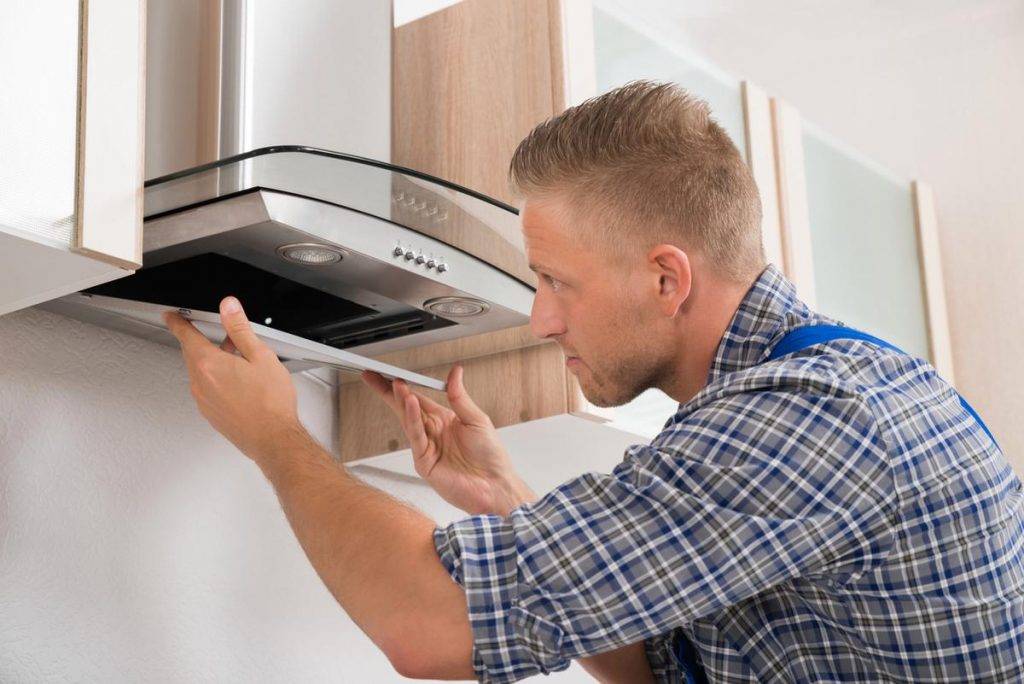 Как выполнить подключение вытяжки на кухне к вентиляции: руководство по проведению работ