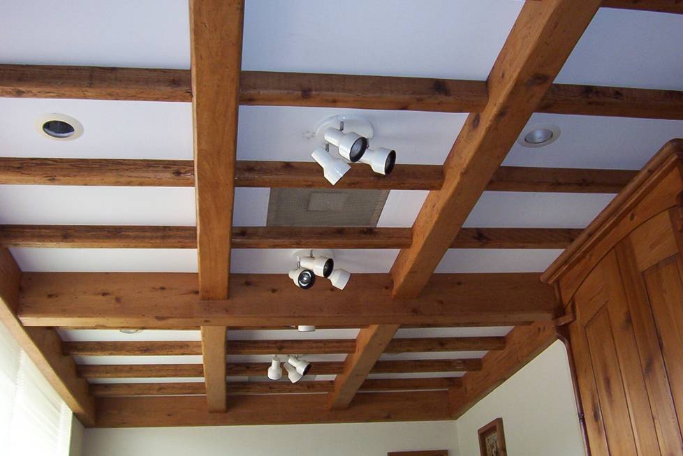 Потолок в частном доме своими руками (80 фото): как сделать самому, какие виды конструкций бывают, примеры дизайна высоких потолков