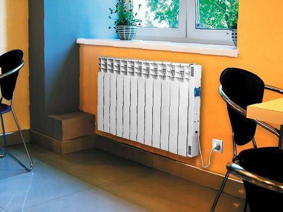 Отопление дома конвекторными обогревателями (конвекторами)