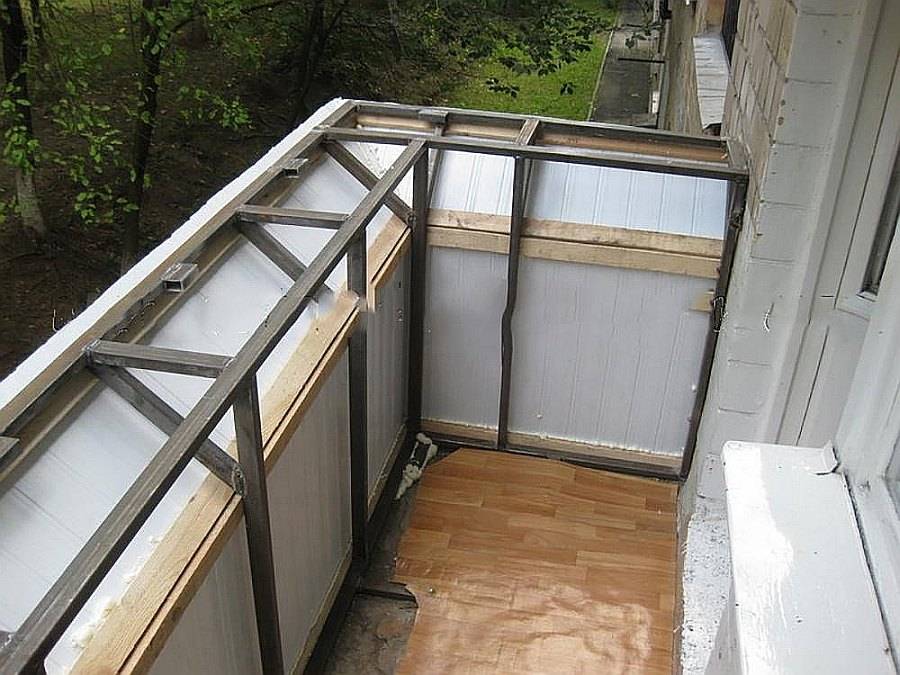 2 способа сделать балкон с выносом — по подоконнику и основанию плиты